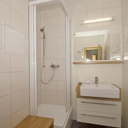 Haus Blick Zur See Ferienwohnung 07 - Mit Sauna - Und Schwimmbadnutzung Im Ahoi Sellin Appartement
